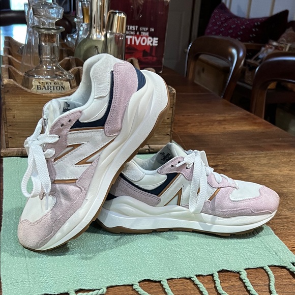 New Balance 57/40 Sneakers in Stone Pink Sea Salt Color - Picture 7 of 7